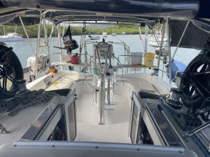 cockpit, Hunter 44, sailboat for sale