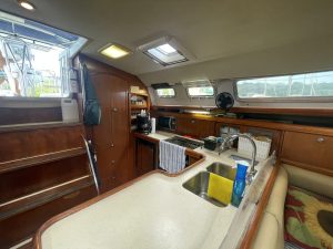 interior, Hunter 44, sailboat for sale