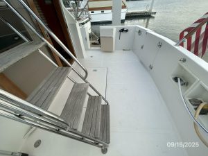 deck, Ocean Alexander 450 Classico, trawler for sale