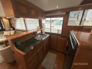 interior, Ocean Alexander 450 Classico, trawler for sale