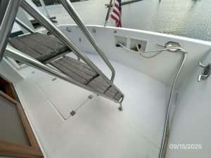 deck, Ocean Alexander 450 Classico, trawler for sale