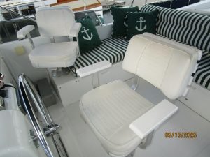 cockpit, Ocean Alexander 450 Classico, trawler for sale