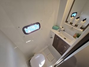 bath, Bali 40 Catspace, catamaran for sale