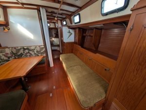 salon, Mason 43, sailboat for sale