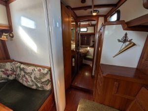 bed, Mason 43, sailboat for sale