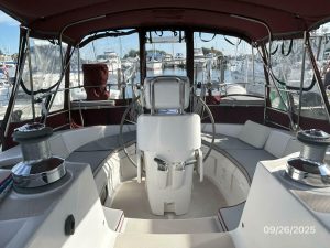 helm, Hunter 376, sailboat for sale