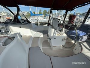 helm, Hunter 376, sailboat for sale