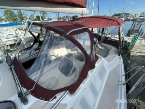 deck, Hunter 376, sailboat for sale