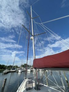 deck, Hunter 376, sailboat for sale