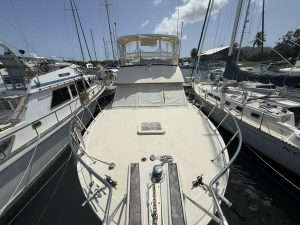 deck, Hatteras 37 Convertible, trawler for sale