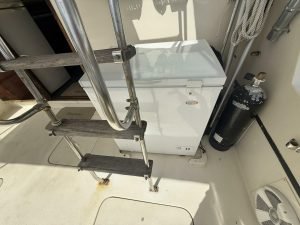 cockpit, Hatteras 37 Convertible, trawler for sale