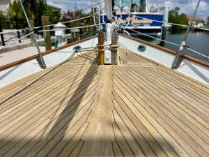 deck, Cherubini, sailboat for sale