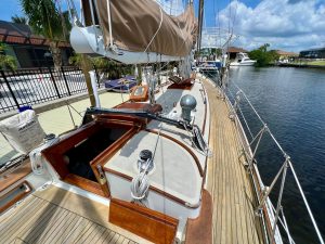deck, Cherubini, sailboat for sale
