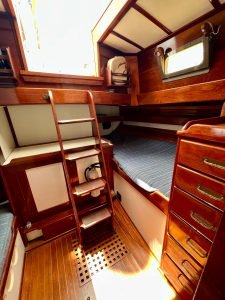 bed, Cherubini, sailboat for sale