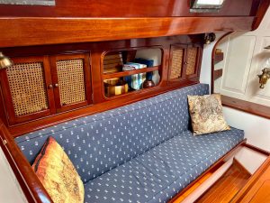 salon, Cherubini, sailboat for sale