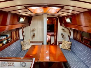 salon, Cherubini, sailboat for sale