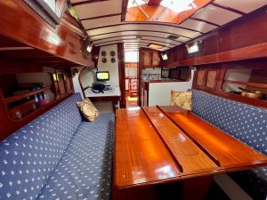 salon, Cherubini, sailboat for sale