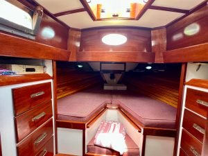 bed, Cherubini, sailboat for sale