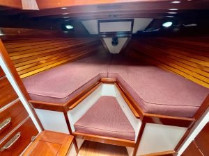 bed, Cherubini, sailboat for sale