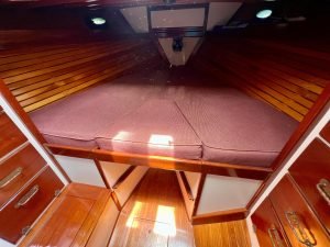 bed, Cherubini, sailboat for sale