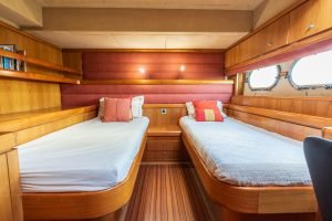 bath, Catana, catamaran for sale