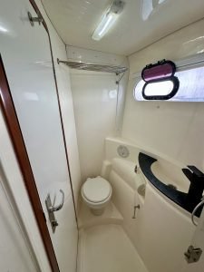 bath, Leopard 46, catamaran for sale