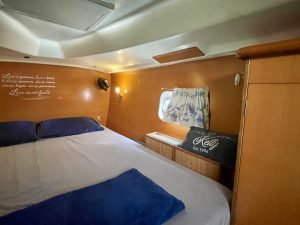 bed, Lagoon 380, catamaran for sale