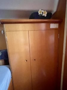 bed, Lagoon 380, catamaran for sale