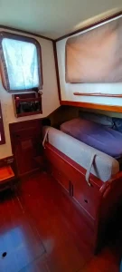 bed, Nautilus 40 Pilothouse, sailboat for sale