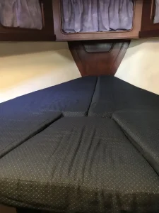 bed, Nautilus 40 Pilothouse, sailboat for sale