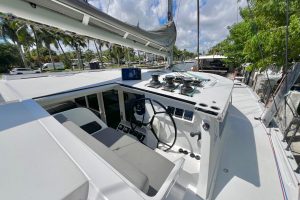 helm, Balance 482, catamaran for sale