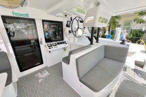 helm, Balance 482, catamaran for sale
