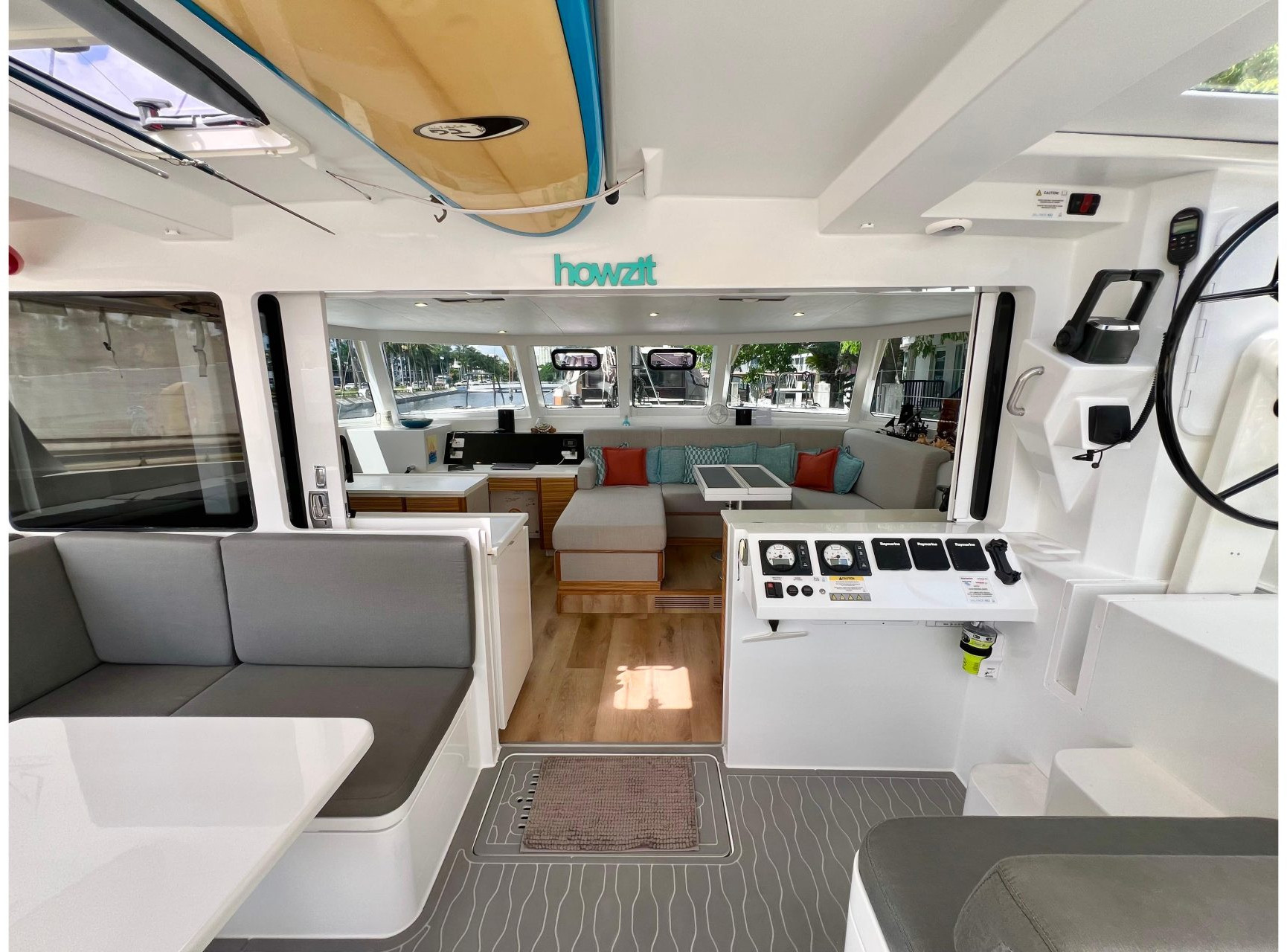 navigation station, Balance 482, catamaran for sale