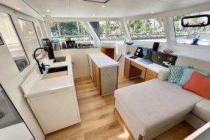 salon, Balance 482, catamaran for sale