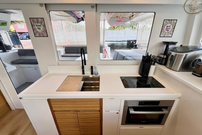 interior, Balance 482, catamaran for sale