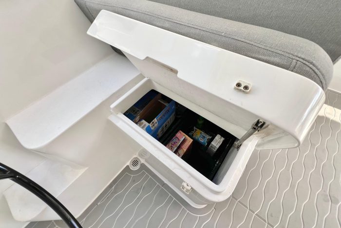 cockpit, Balance 482, catamaran for sale