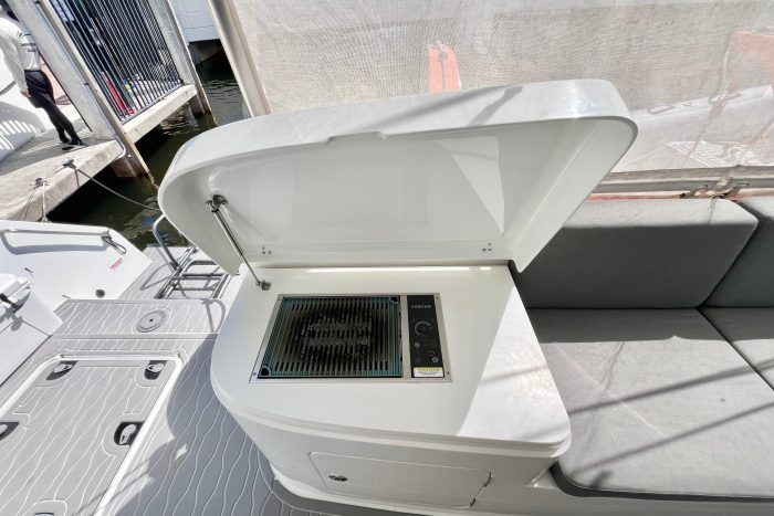 cockpit, Balance 482, catamaran for sale