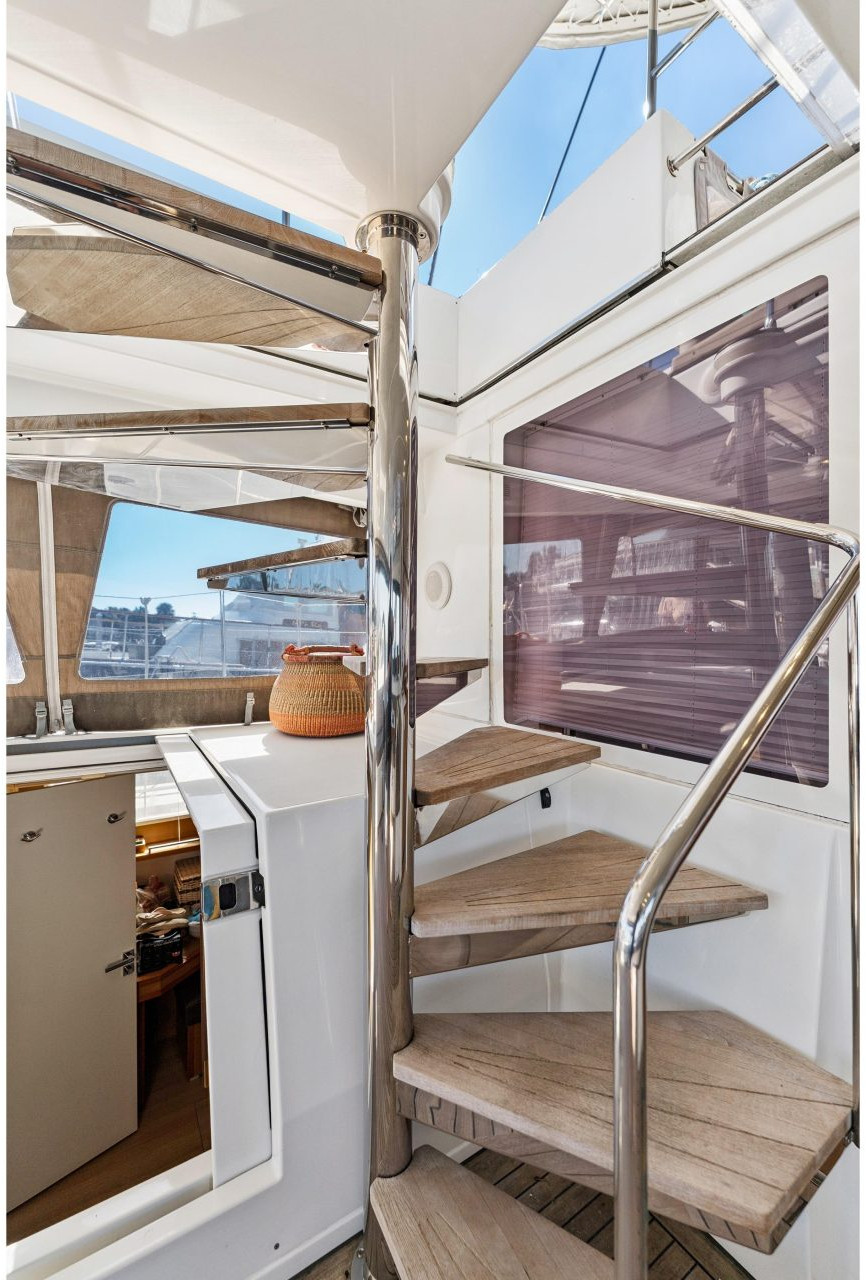 deck, Lagoon 560, catamaran for sale