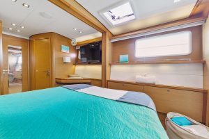 bed, Lagoon 560, catamaran for sale
