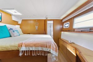 bed, Lagoon 560, catamaran for sale