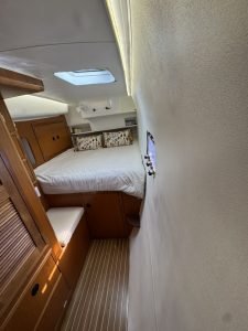 bed, Manta 42, catamaran for sale