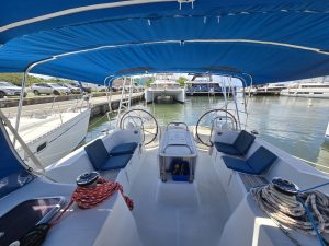 helm, Jeanneau 44, sailboat for sale
