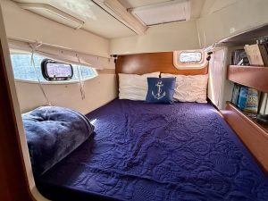 bed, Leopard 38, catamaran for sale