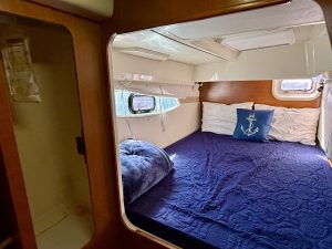 bed, Leopard 38, catamaran for sale