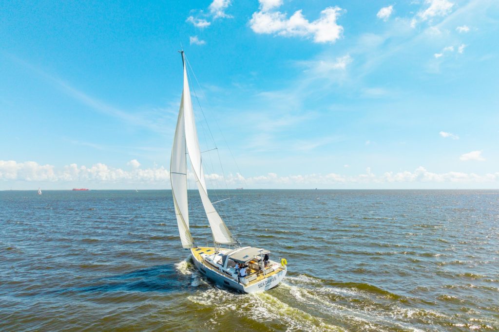 2021 Beneteau Oceanis Yacht 54: The ‘Monomaran’ Alternative