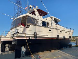 boatyard, Tennant, power catamaran for sale