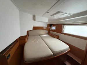 bed, Lagoon 500, catamaran for sale