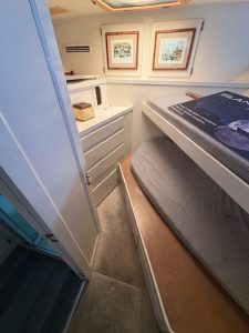 interior, Hatteras 70, trawler for sale