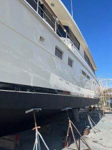 boatyard, Hatteras 70, trawler for sale