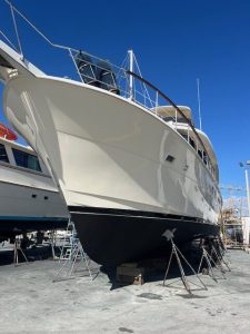 boatyard, Hatteras 70, trawler for sale